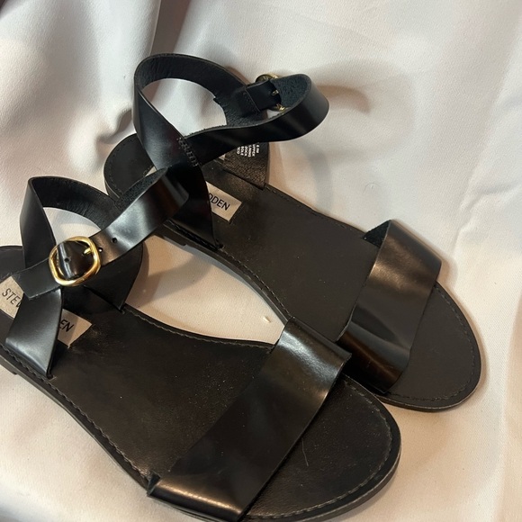Steve Madden Black Women's Sandals - Picture 5 of 8